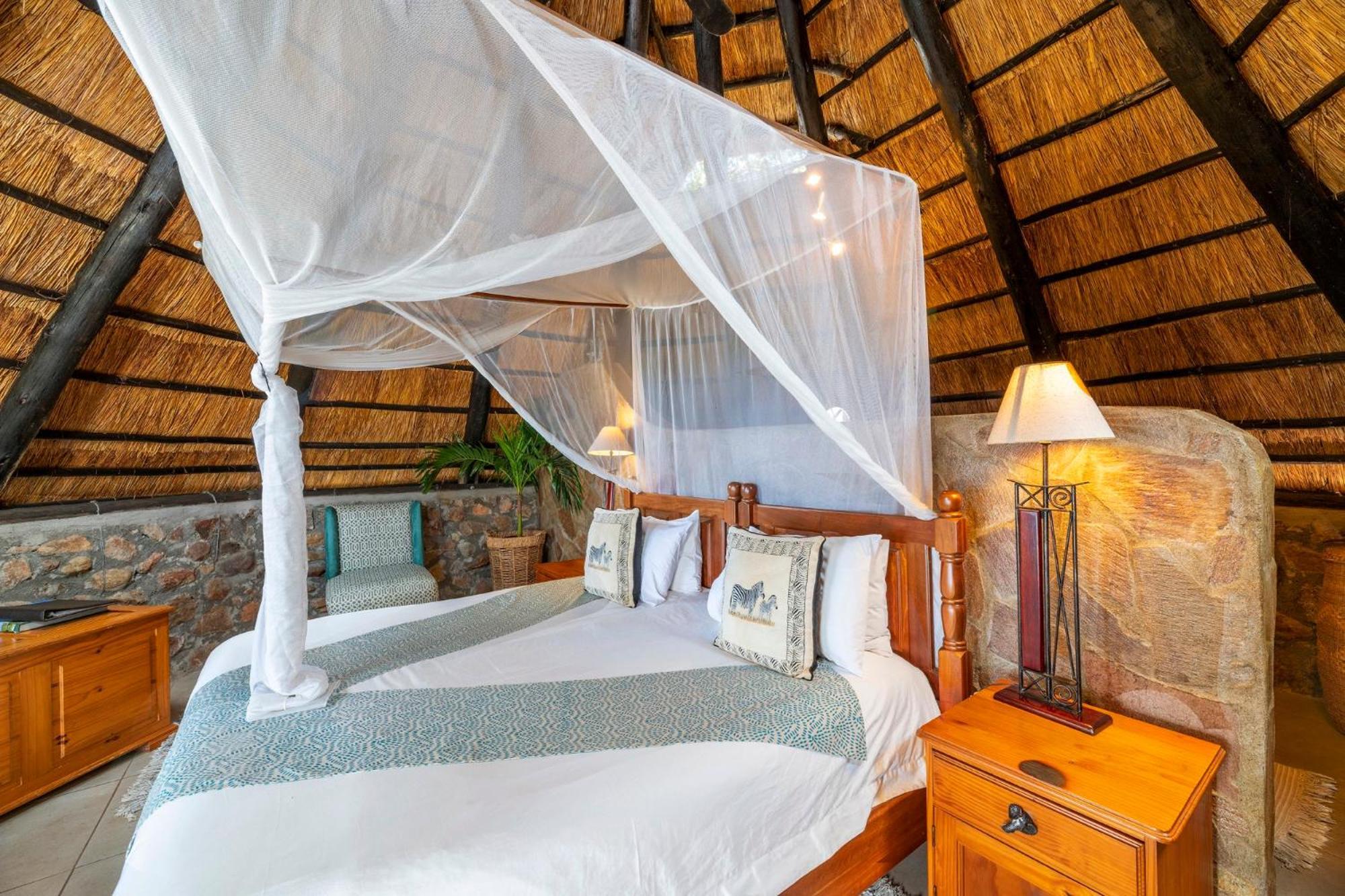 Hornbill Lodge Kariba Экстерьер фото