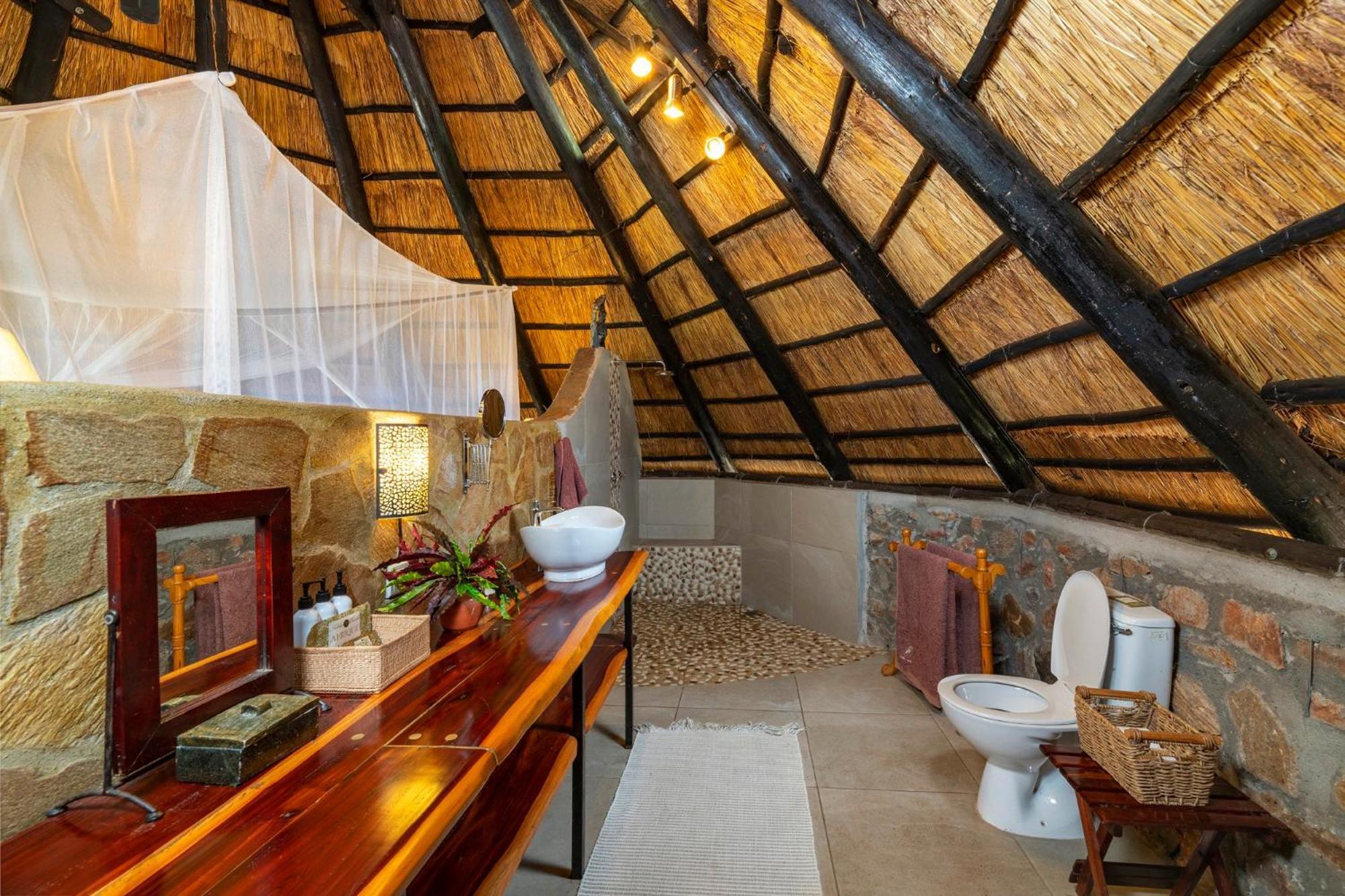 Hornbill Lodge Kariba Экстерьер фото