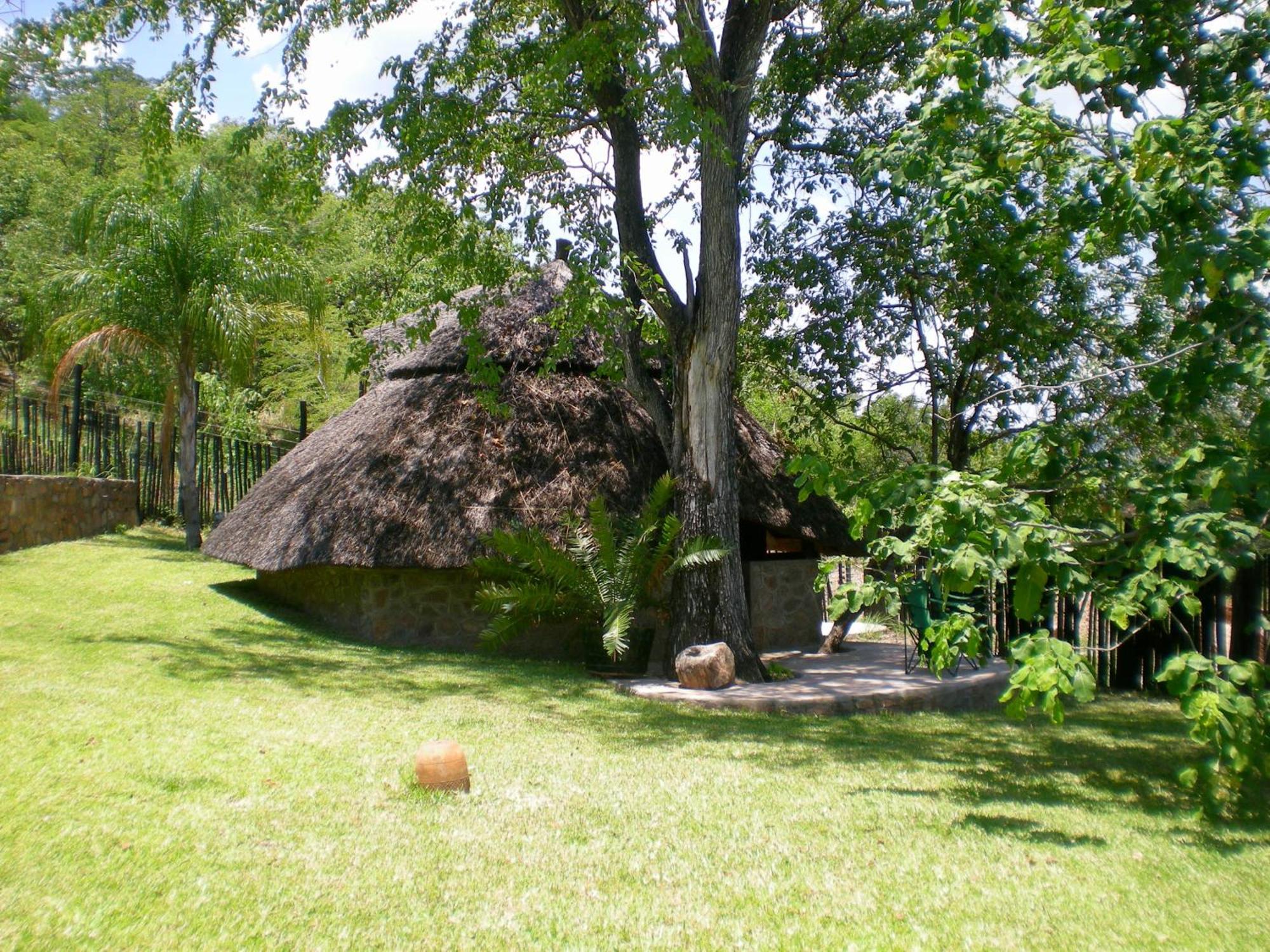 Hornbill Lodge Kariba Экстерьер фото