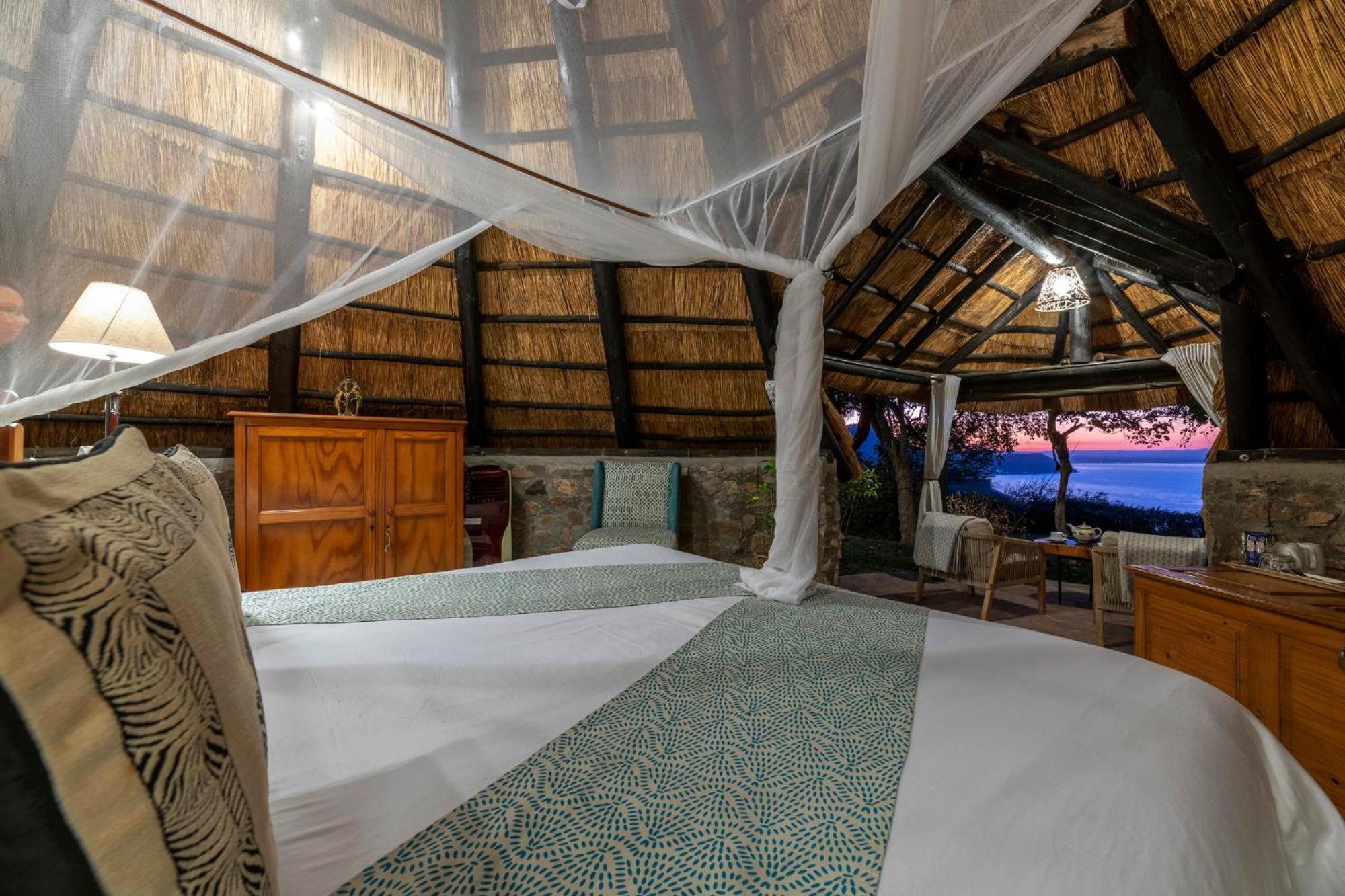 Hornbill Lodge Kariba Экстерьер фото