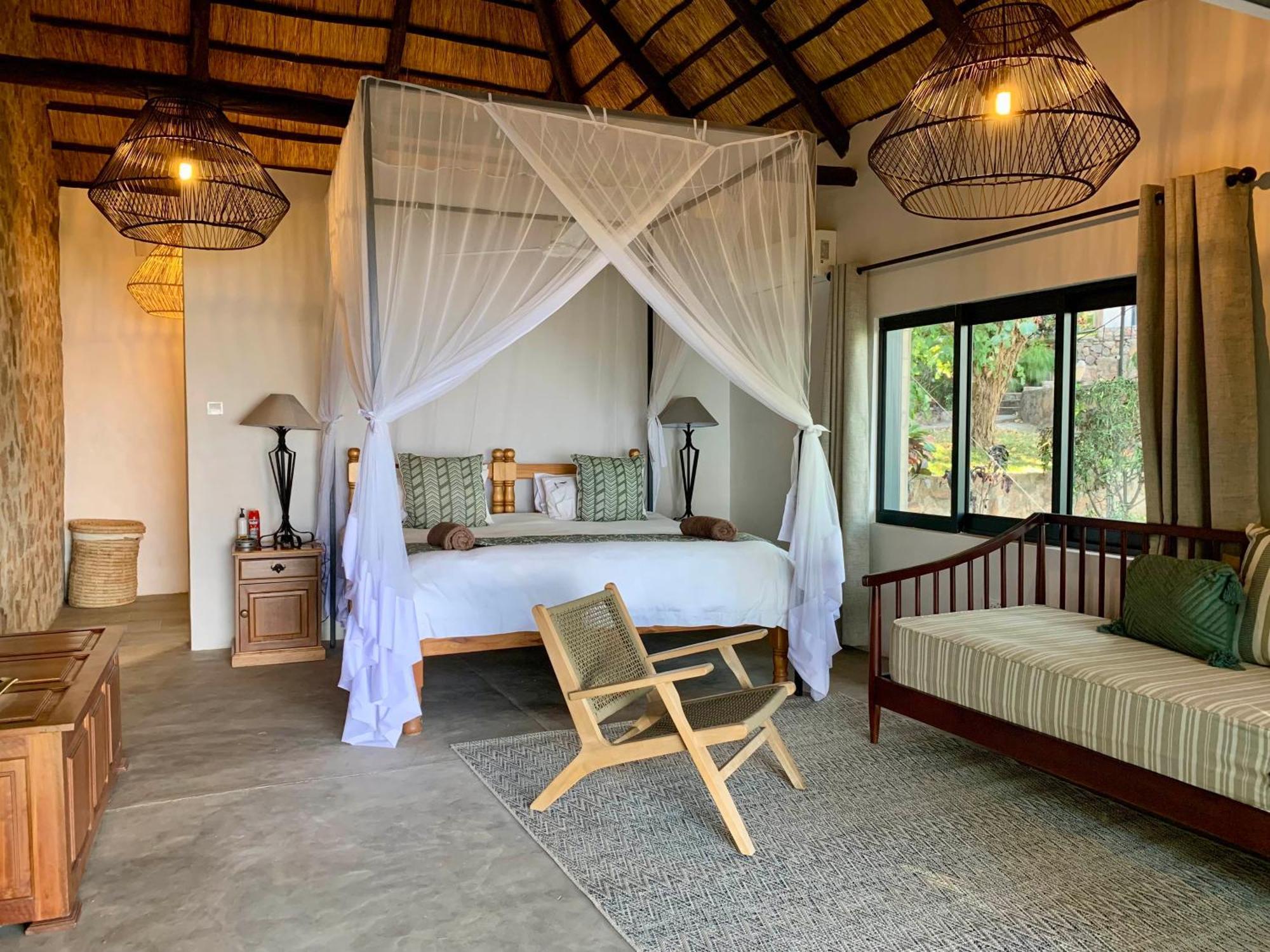 Hornbill Lodge Kariba Экстерьер фото